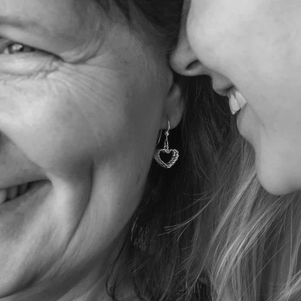 RÅGHJÄRTA örhängen på krok - Guldviva Jewellery