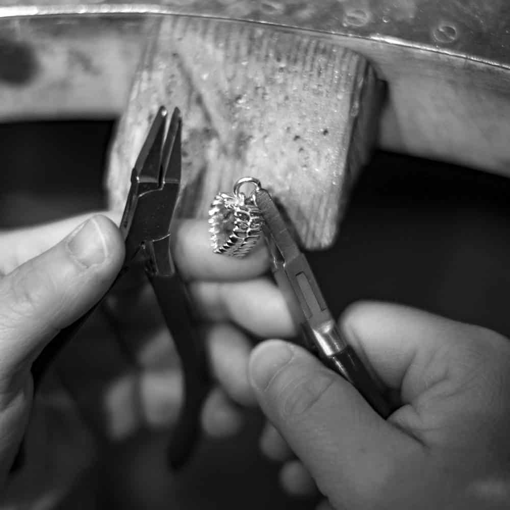 RÅGHJÄRTA örhängen på krok - Guldviva Jewellery